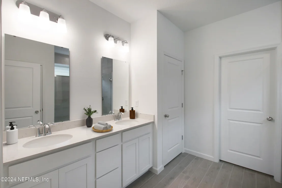 Photo of 118 PENTWATER Road