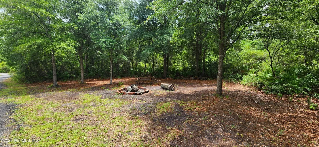 Photo of 2411 US HIGHWAY 301