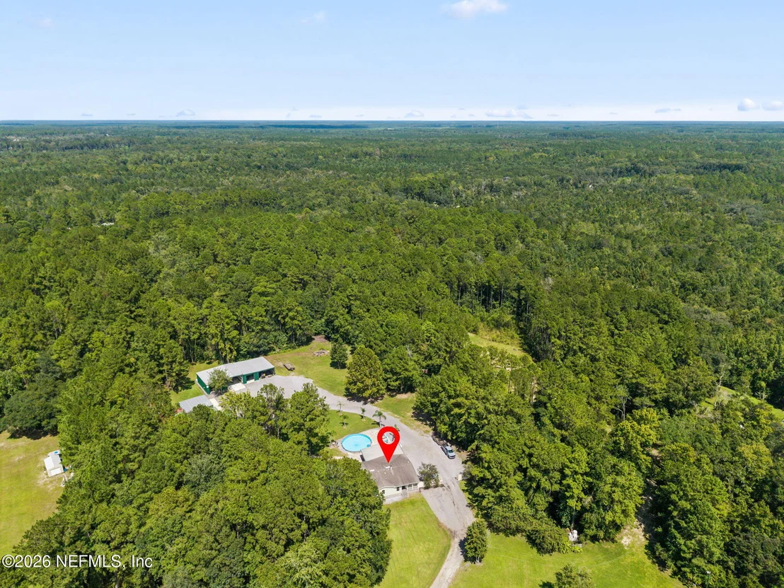 Photo of 35487 QUAIL Road N