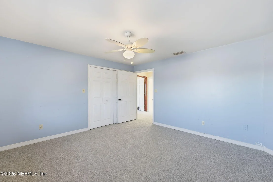 Photo of 1863 LIVE OAK Drive