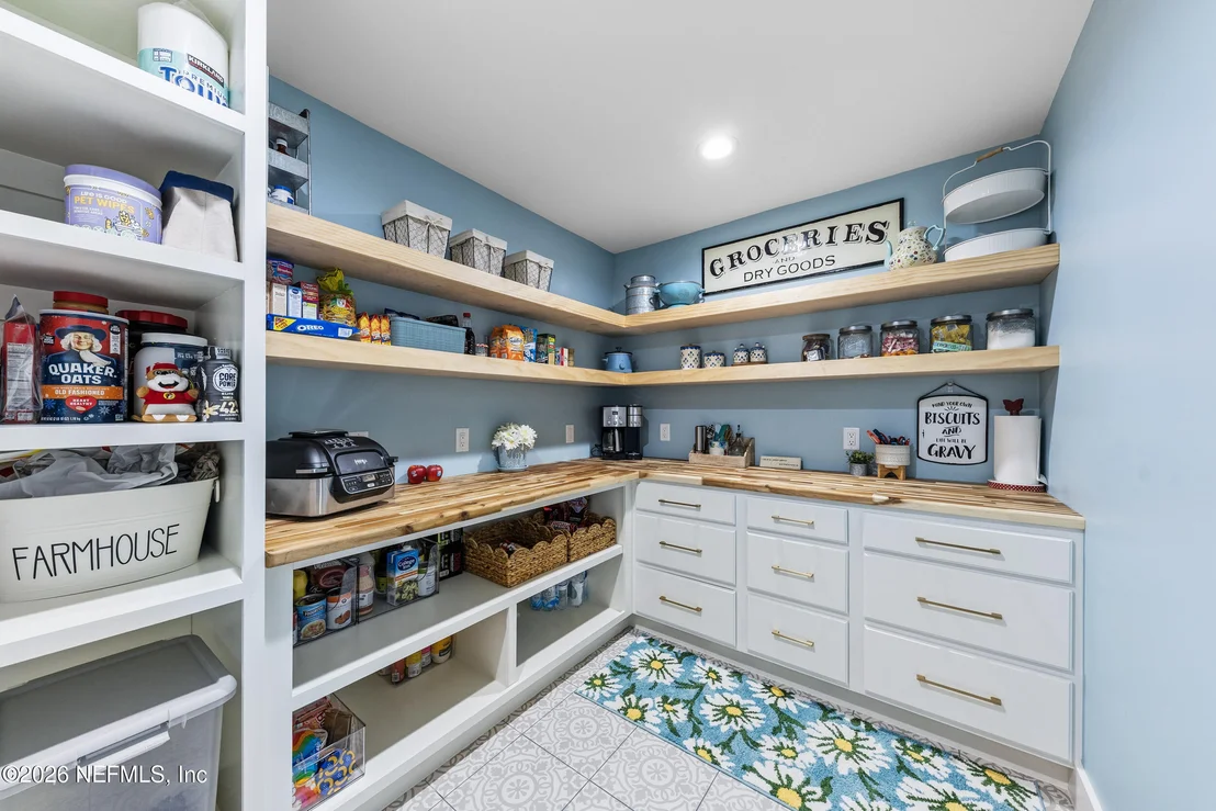 Photo of 7761 WYNDWOOD Drive