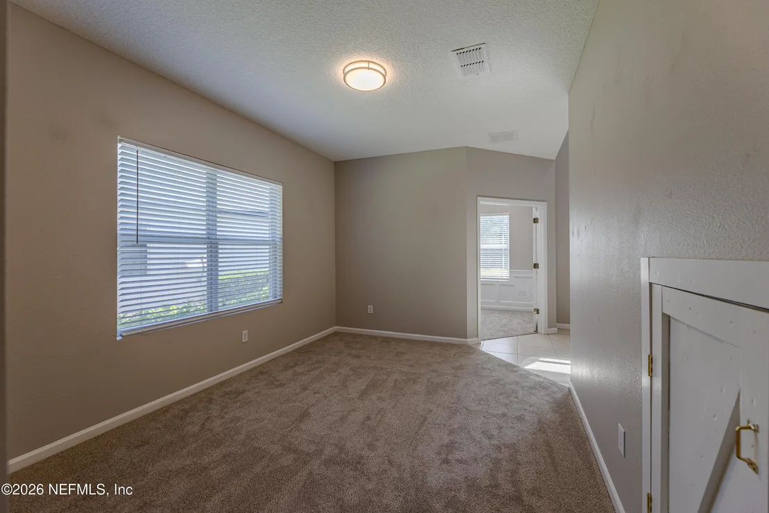 Photo of 869 BATTERSEA Drive
