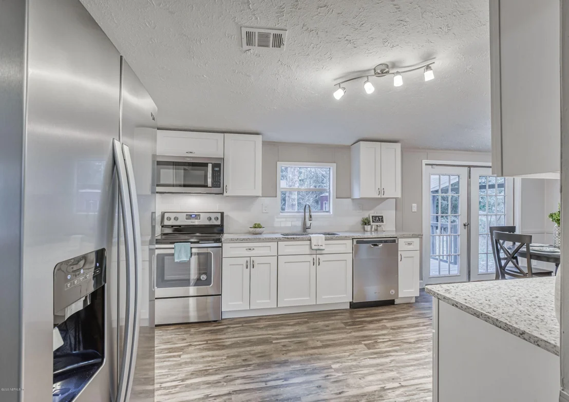 Photo of 2215 EAGLES HAMMOCK Boulevard