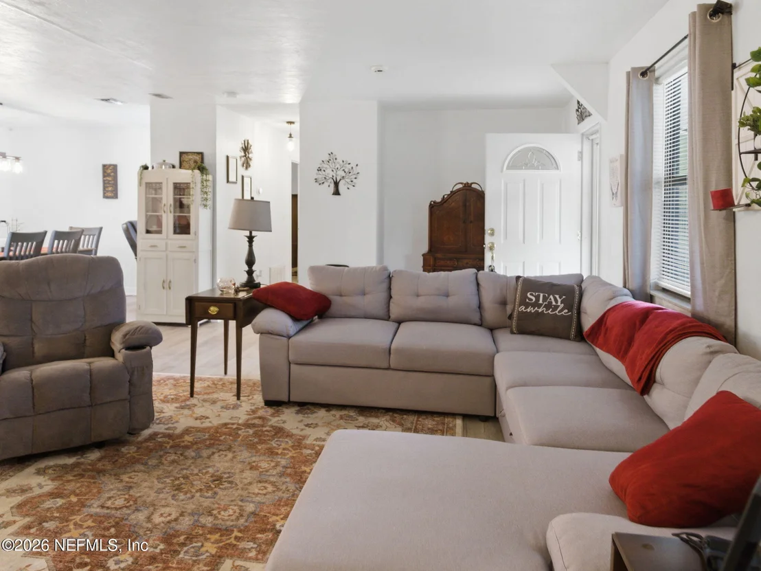 Photo of 334 7TH Way