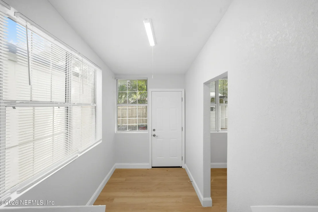 Photo of 4802 LOUISA Terrace