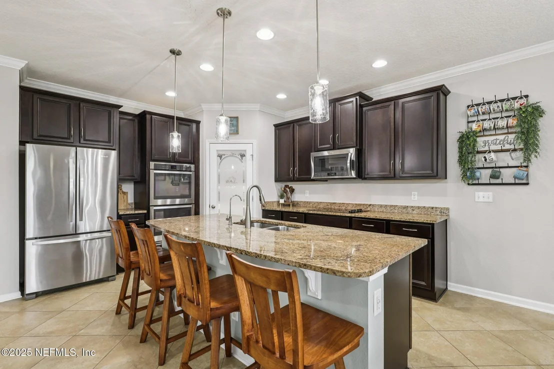 Photo of 866 GLENDALE Lane
