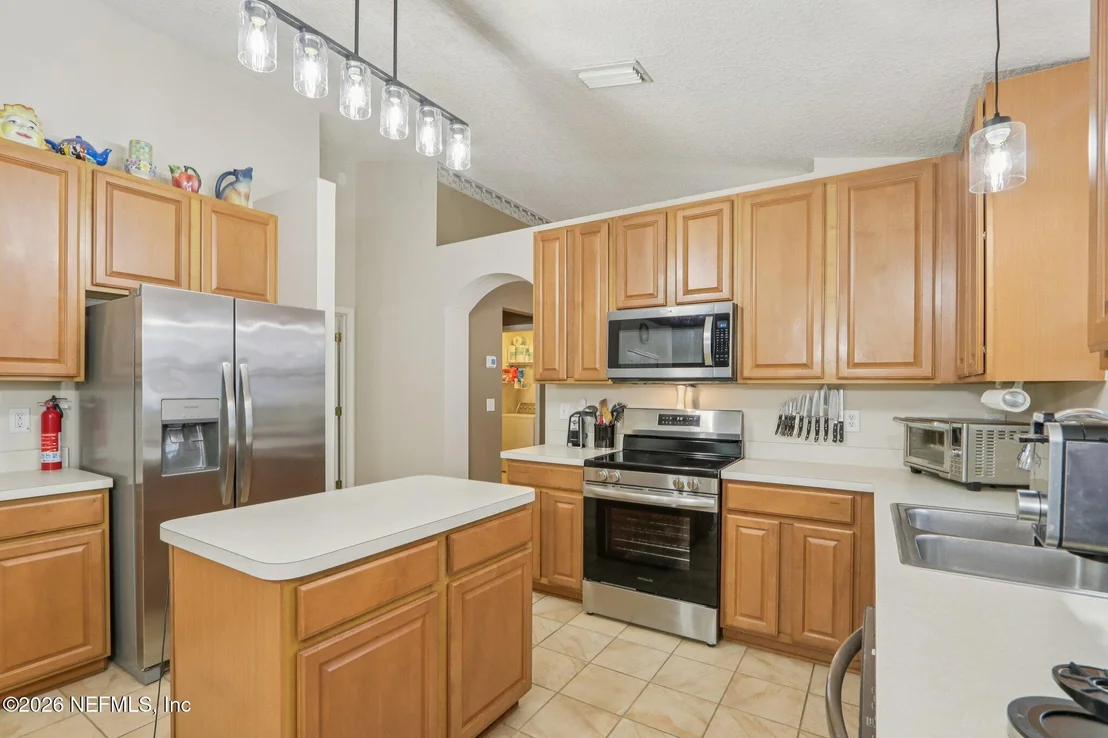 Photo of 1336 RIVER CITY Street