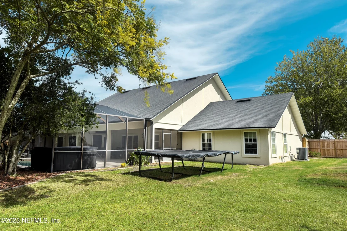Photo of 5129 GRACEWOOD Lane