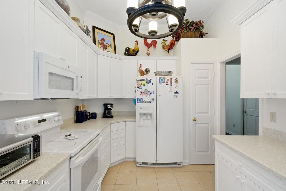 Photo of 747 MARSHVIEW Drive