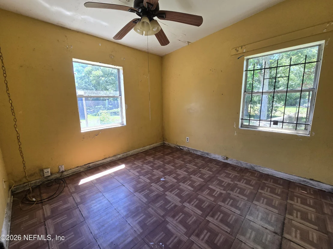 Photo of 2736 LIPPIA Road