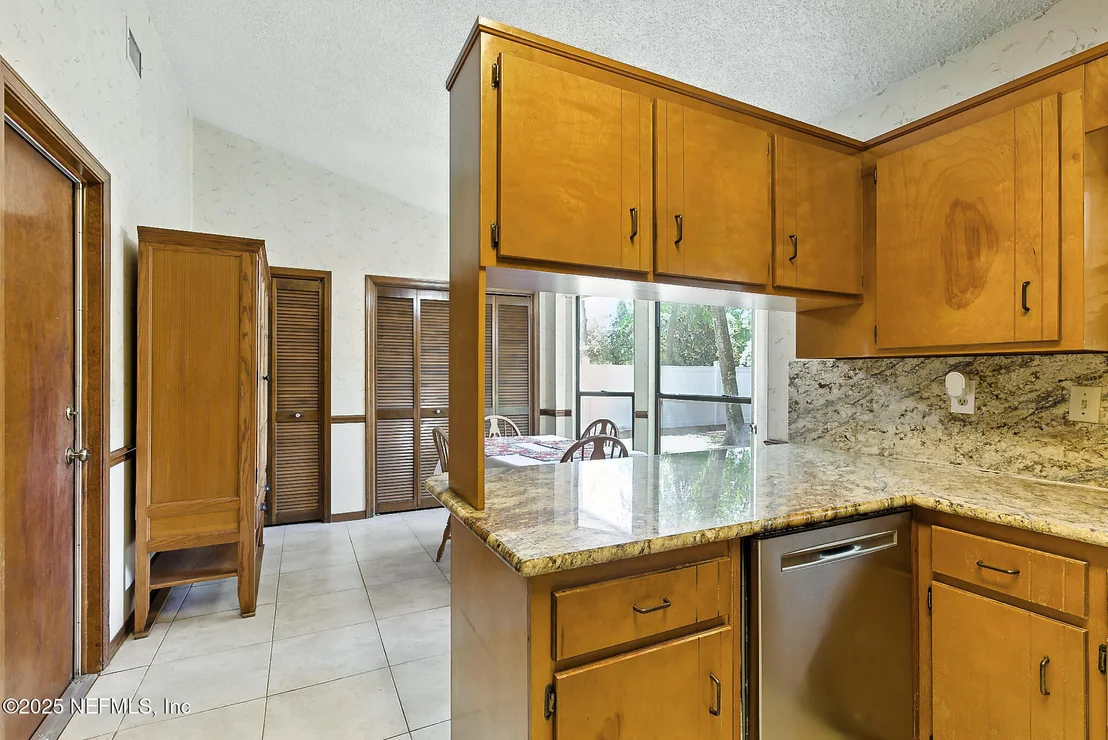 Photo of 440 SEGOVIA Drive