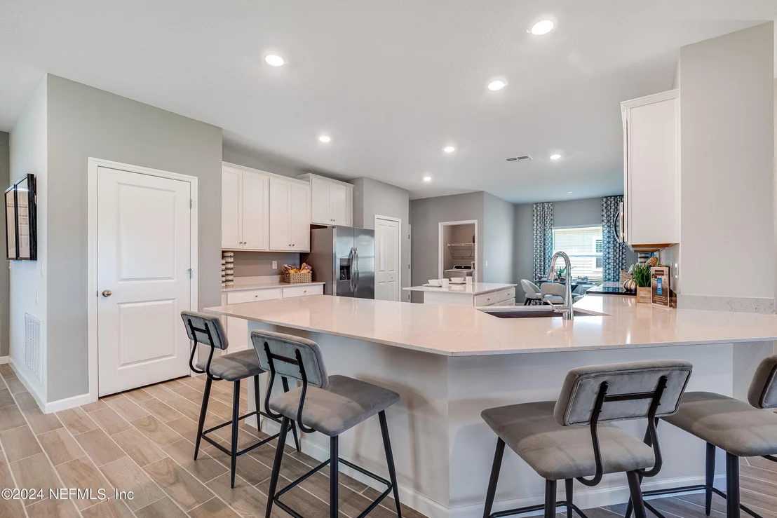 Photo of 318 MANISTIQUE Avenue