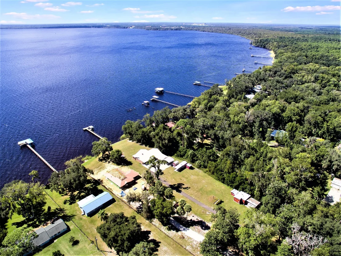 Photo of 263 W RIVER Road