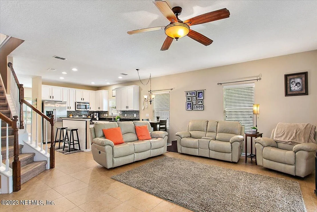 Photo of 123 E TEAGUE BAY Drive