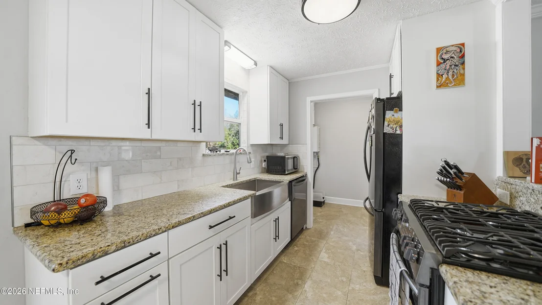 Photo of 5480 CEDAR POINT Road