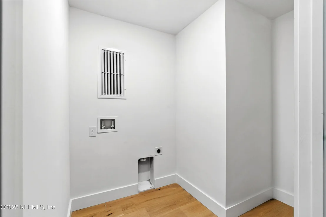 Photo of 45 CORTEZ Avenue