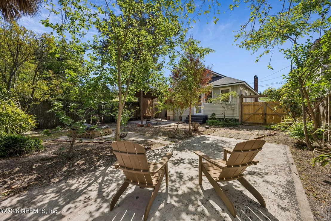 Photo of 2157 ERNEST Street