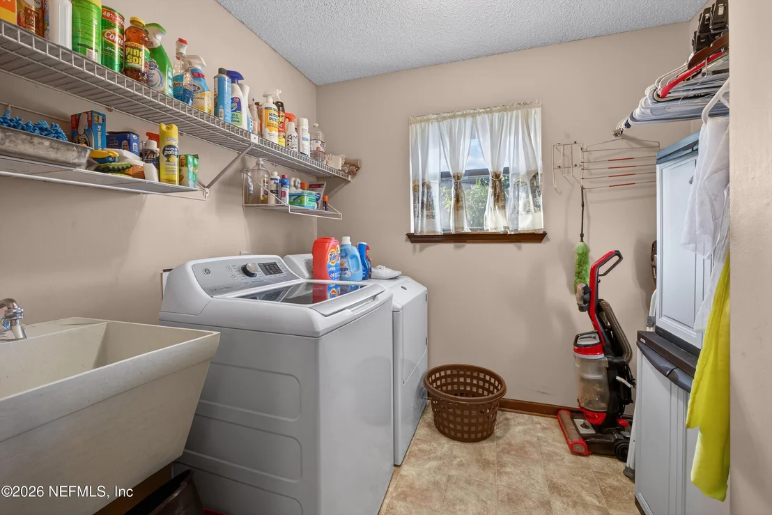 Photo of 2479 STONEBRIDGE Drive