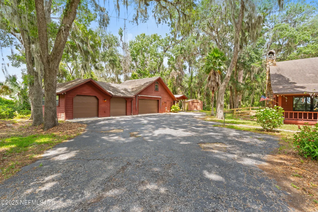 Photo of 156 COUNTY ROAD 13