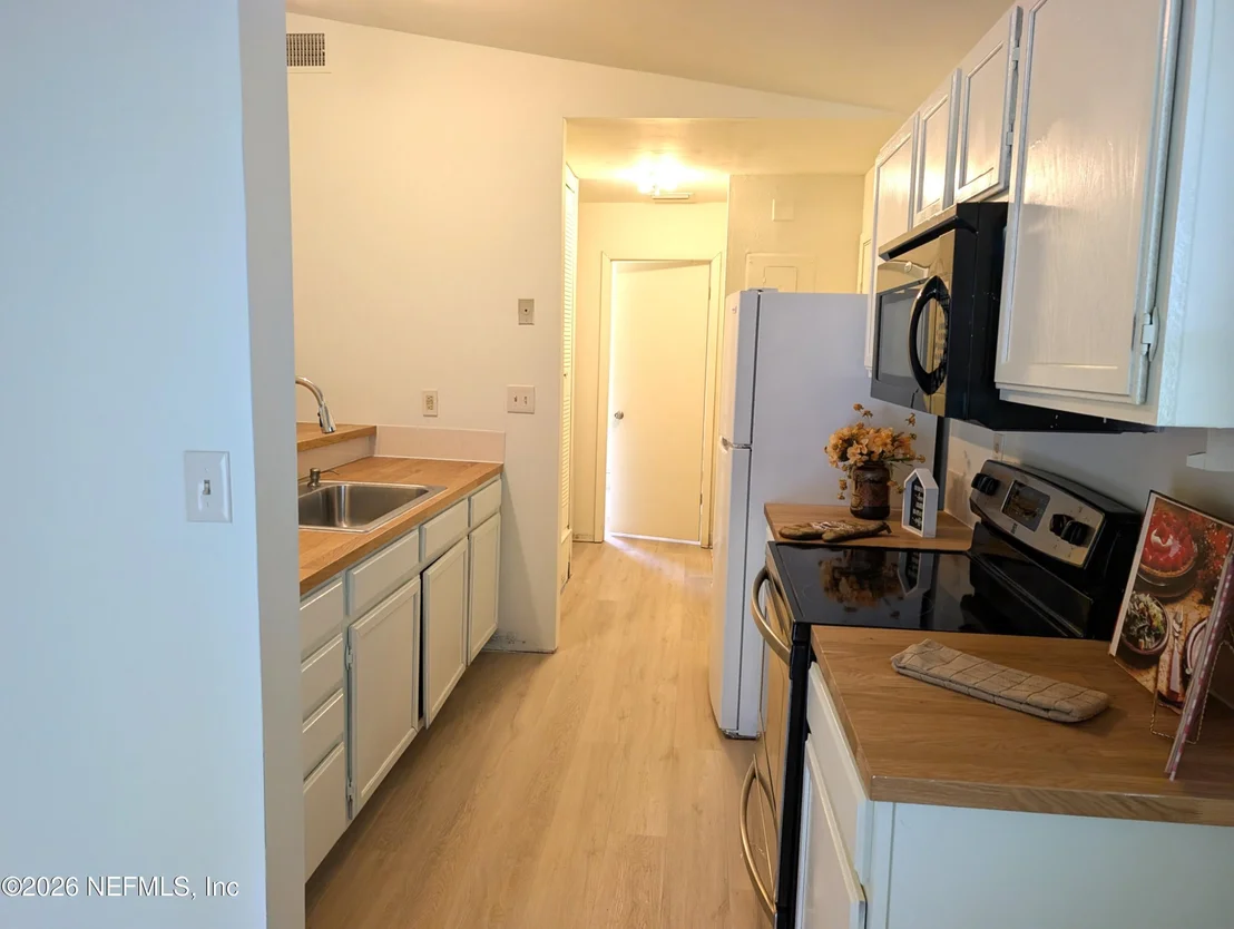 Photo of 116 BISCAYNE Drive