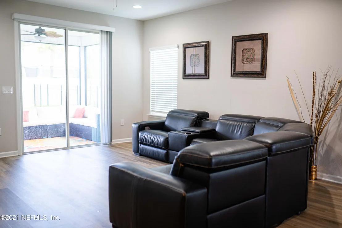Photo of 3910 HEATHERBROOK Place