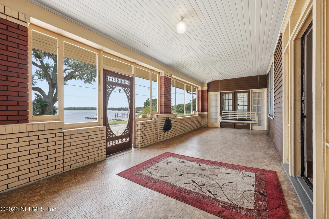 Photo of 520 RIVER Street
