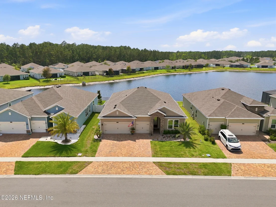 Photo of 392 BRYBAR Drive