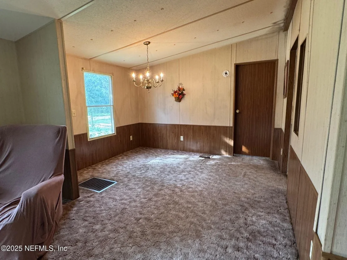 Photo of 910 OFARRELL Avenue