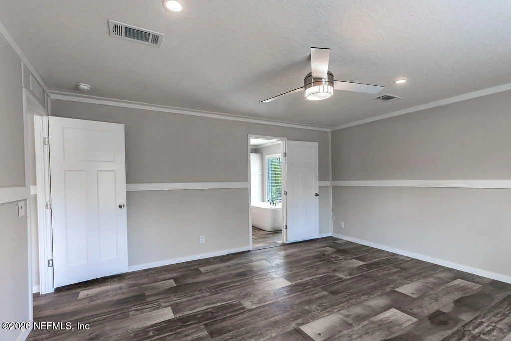 Photo of 230 REDEYE Road