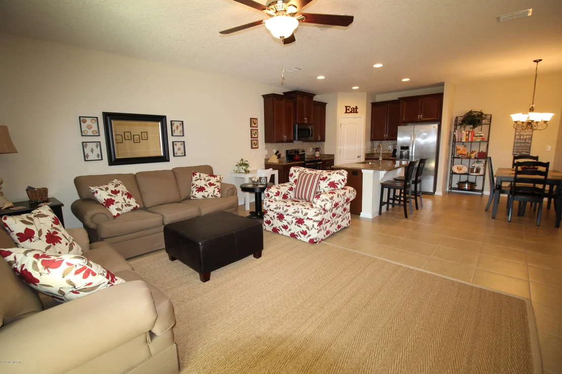 Photo of 117 KINGS TRACE Drive