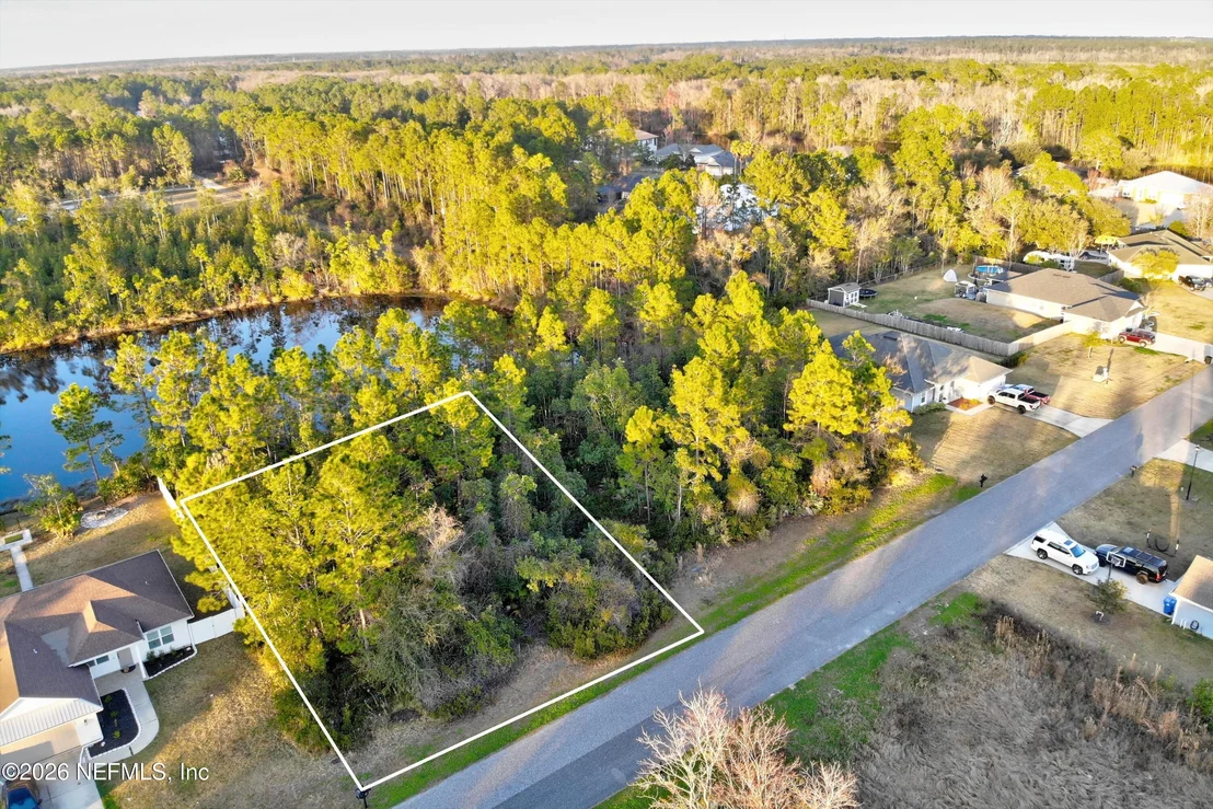 Photo of 316 CRYSTAL LAKE Drive