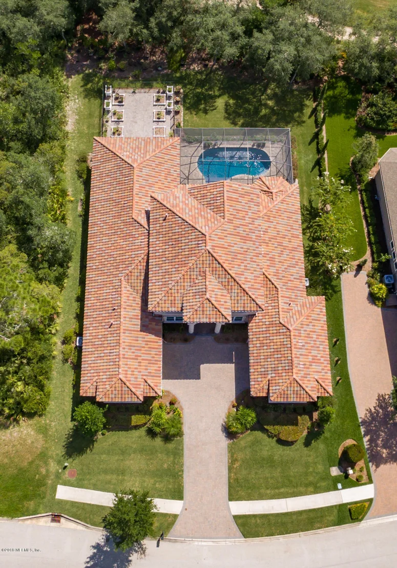 Photo of 216 VALE Drive