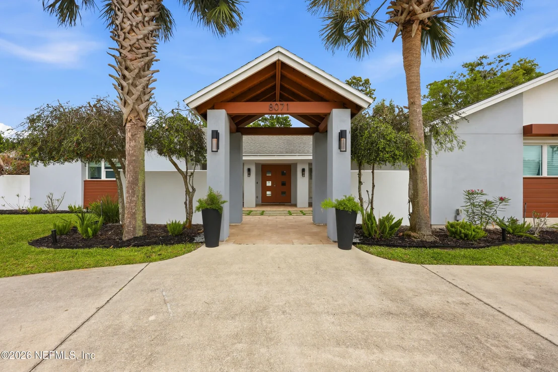 Photo of 8071 PINE LAKE Road