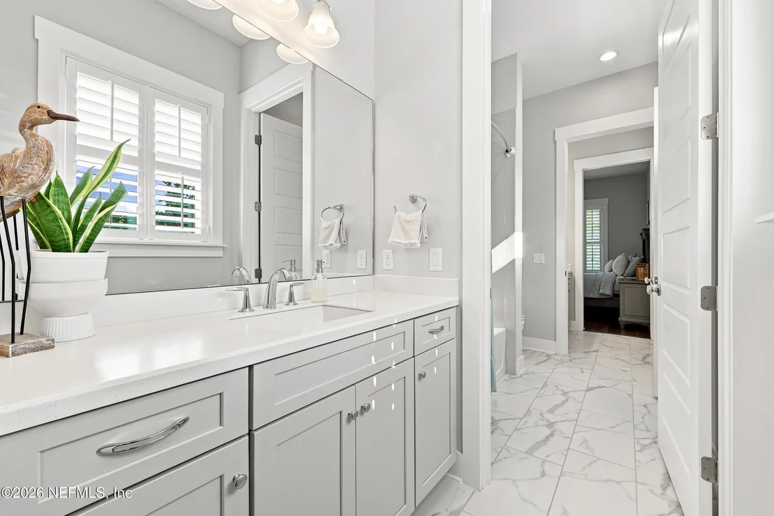 Photo of 220 PINE HAVEN Drive