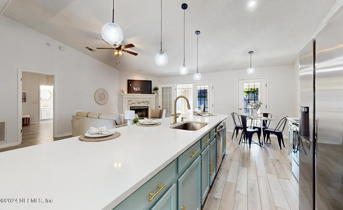 Photo of 8666 CHARLESGATE Circle N