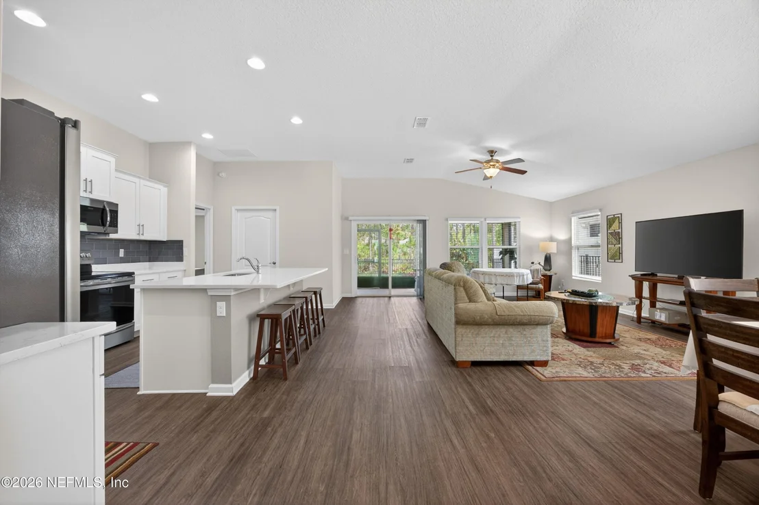 Photo of 3559 BAXTER Street