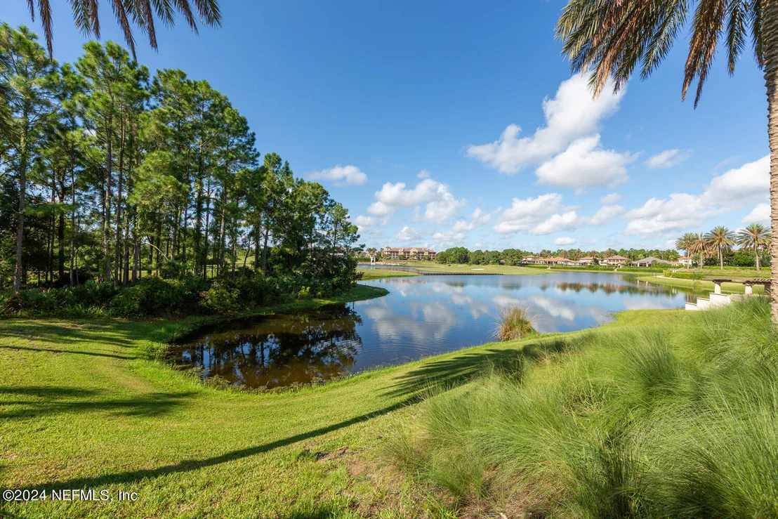 Photo of 752 PROMENADE POINTE Drive