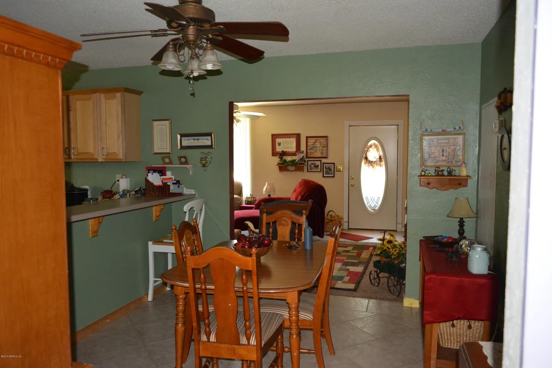 Photo of 428 LOGAN Avenue