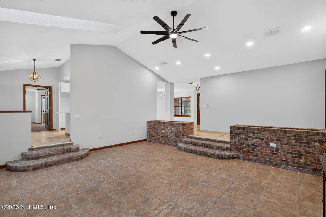 Photo of 3016 NAUTILUS Road