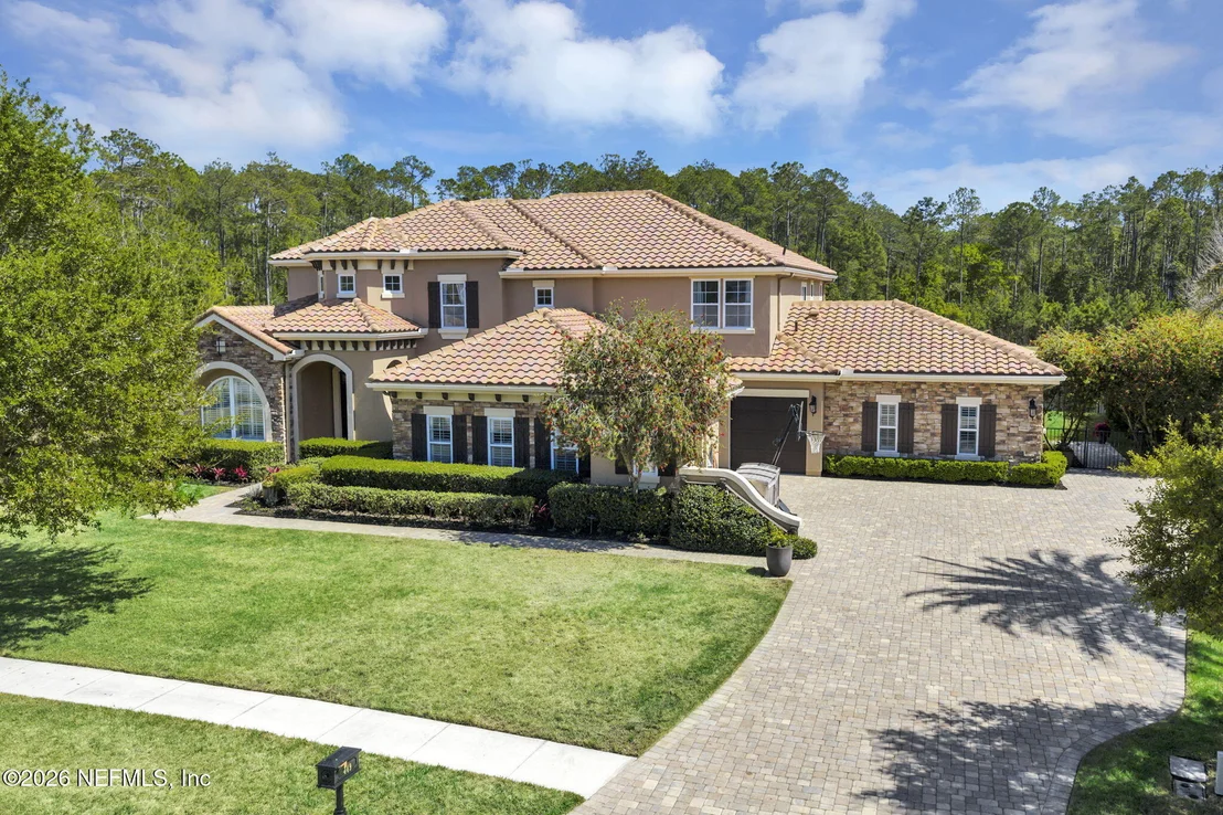 Photo of 449 DEER VALLEY Drive