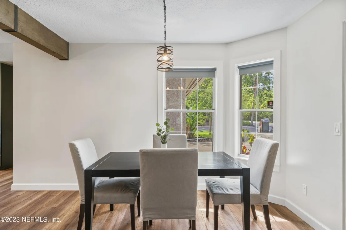 Photo of 1100 LINKSIDE Drive