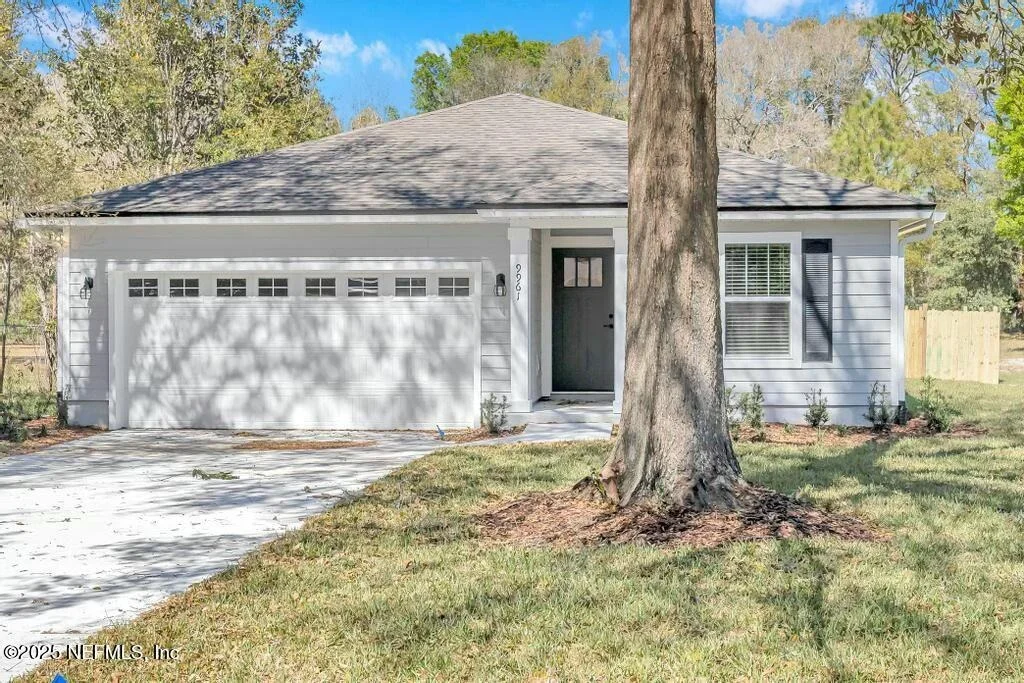 Photo of 9961 BRADLEY Road