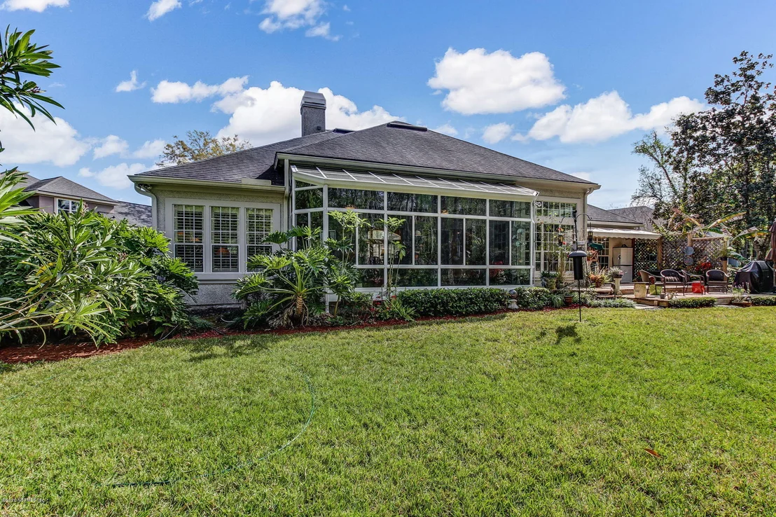 Photo of 8128 SUFFIELD Court