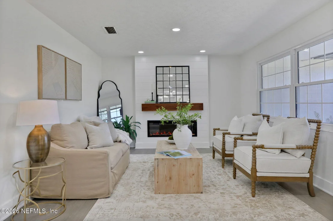 Photo of 1114 GROVE PARK Drive