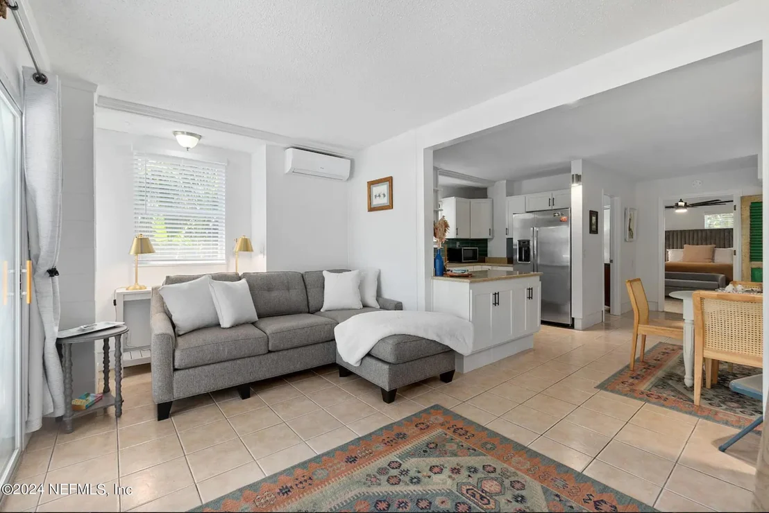 Photo of 152 MANRESA Road
