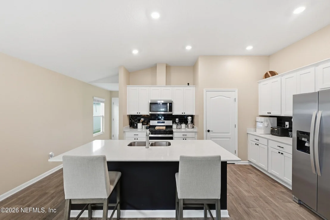 Photo of 4 CADDY Court