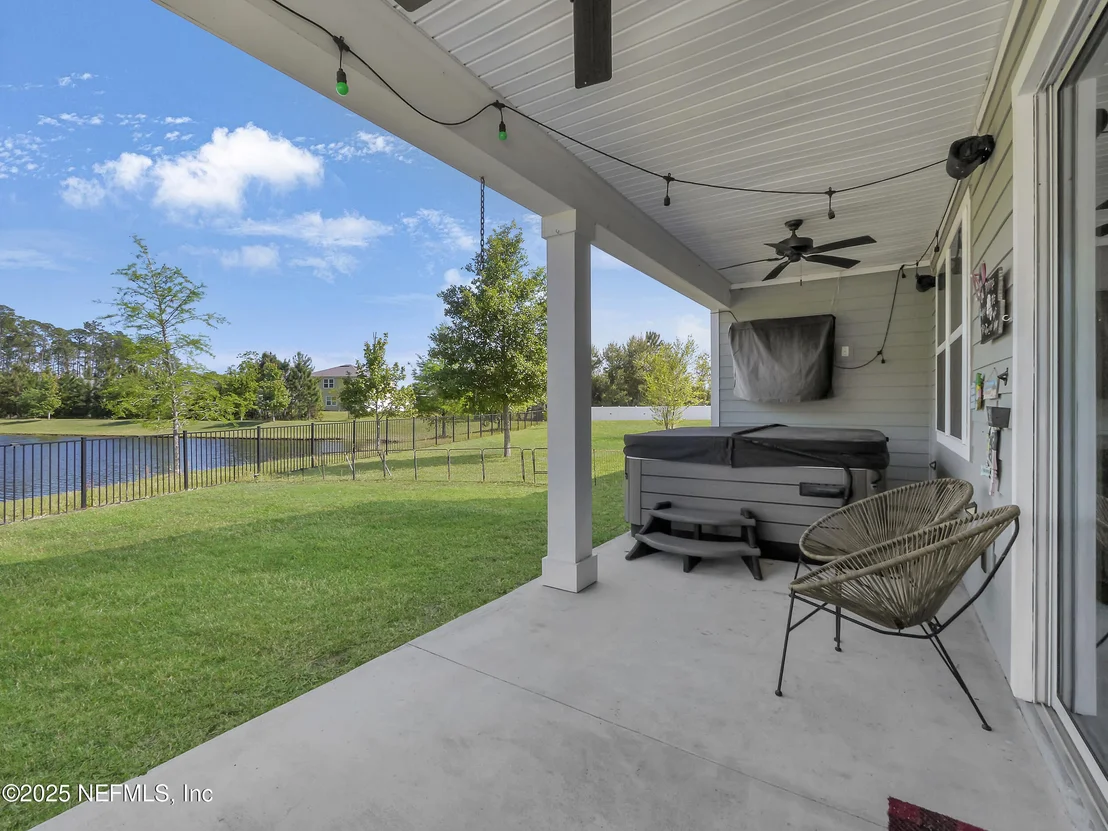 Photo of 695 SANDSTONE Drive