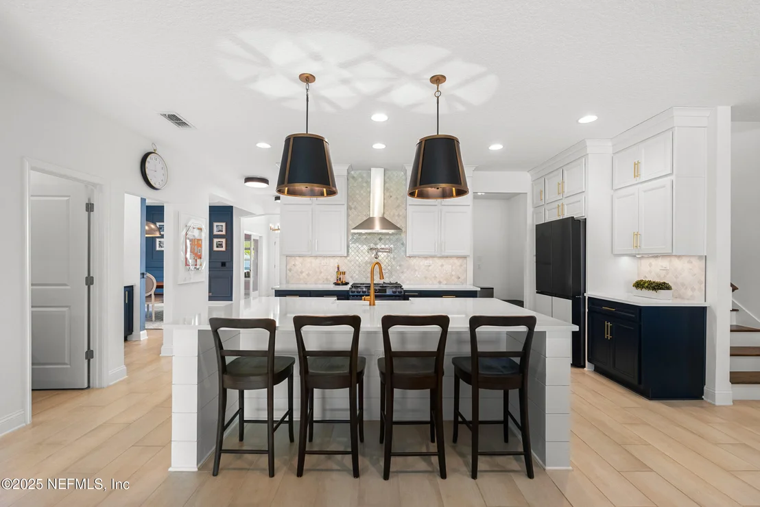 Photo of 230 MARQUESA Circle