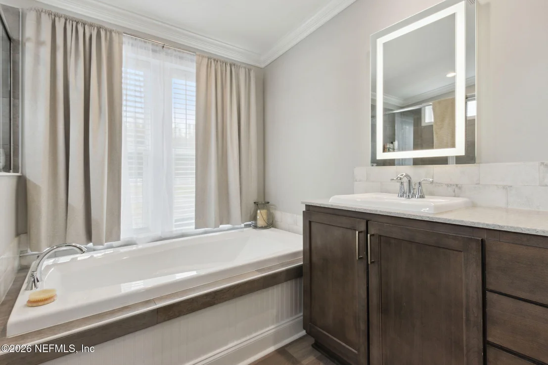 Photo of 208 LAKE GEORGE POINT Drive