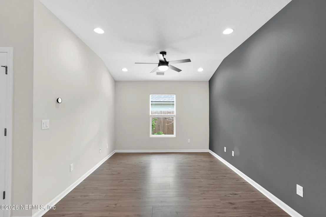 Photo of 1025 FLOYD Street